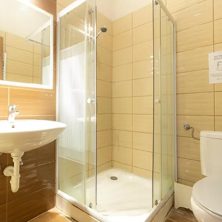 The Cream 3* Budapest