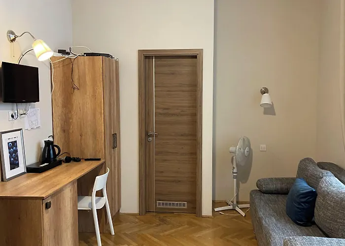 Πανσιόν The Cream 3*