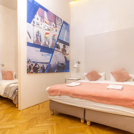 The Cream Pensiune Budapesta